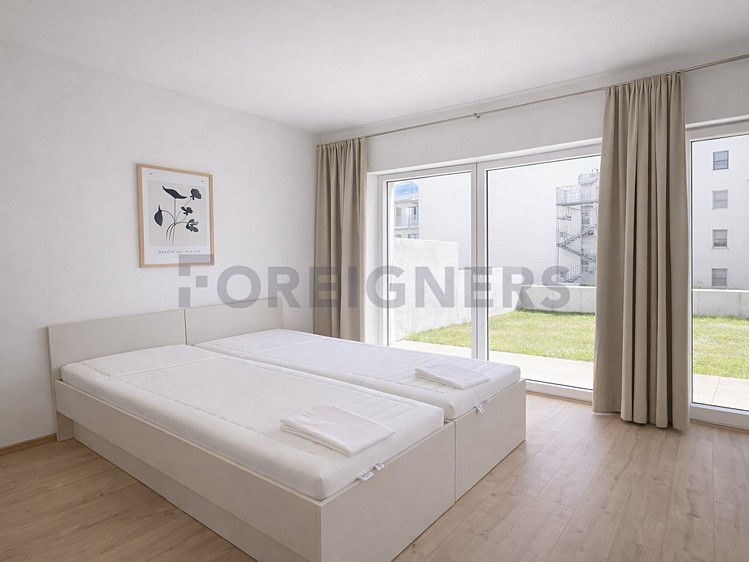Pronájem bytu 1+kk 38 m² - foto 1