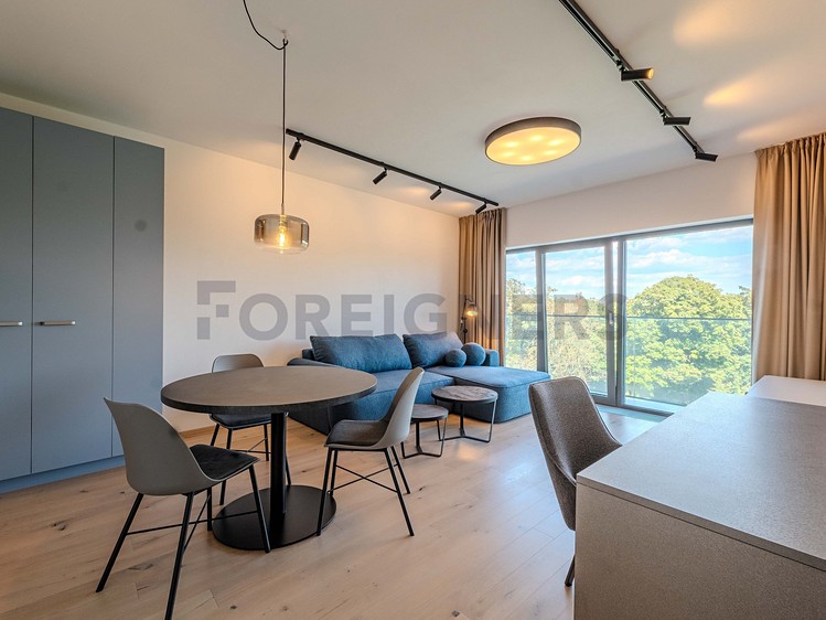 Pronájem bytu 2+kk 66 m² - foto 1