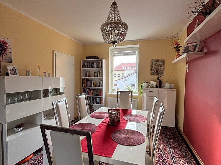 Pronájem bytu 3+1 92 m² - foto 2