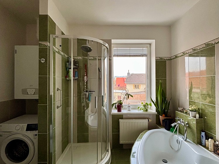 Pronájem bytu 3+1 92 m² - foto 8