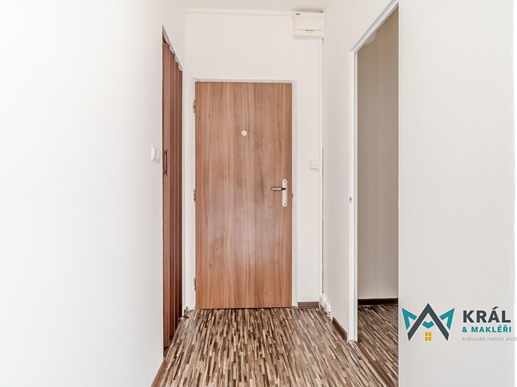 Pronájem bytu 2+1 63 m² - foto 6