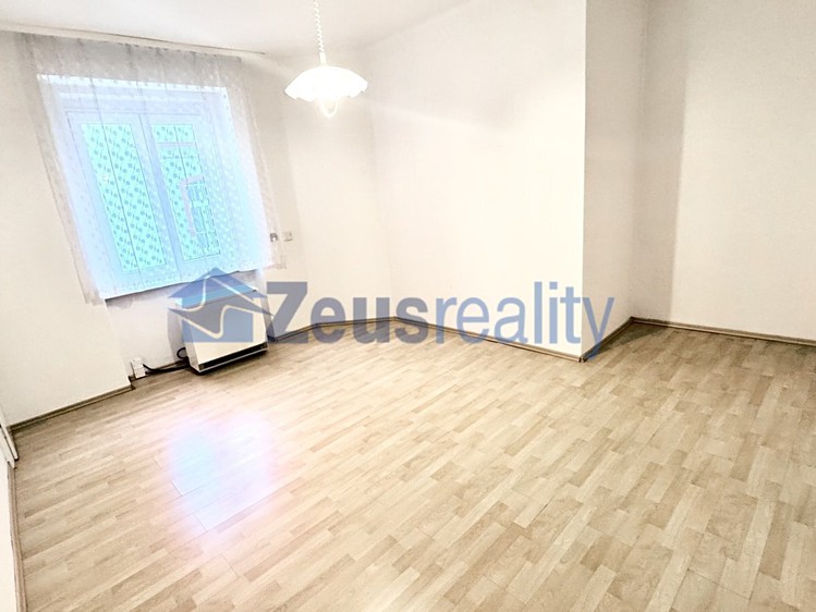 Pronájem bytu 1+1 27 m² - foto 2