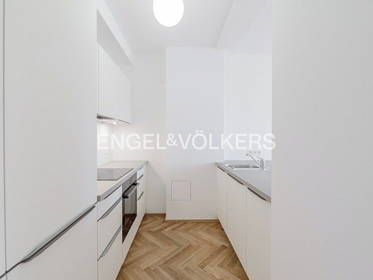 Pronájem bytu 3+kk 85 m² - foto 2