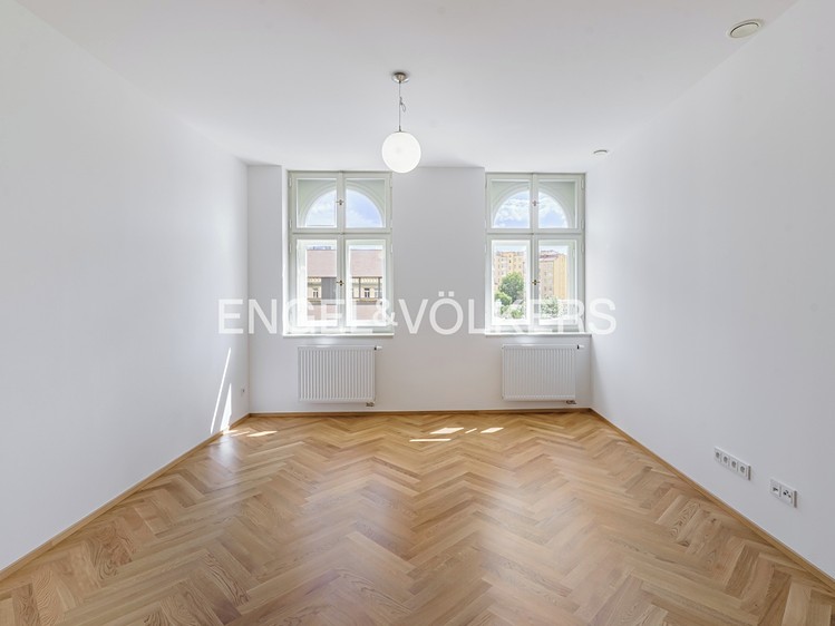 Pronájem bytu 3+kk 85 m² - foto 4