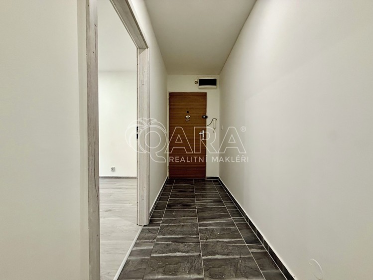 Pronájem bytu 3+1 74 m² - foto 4