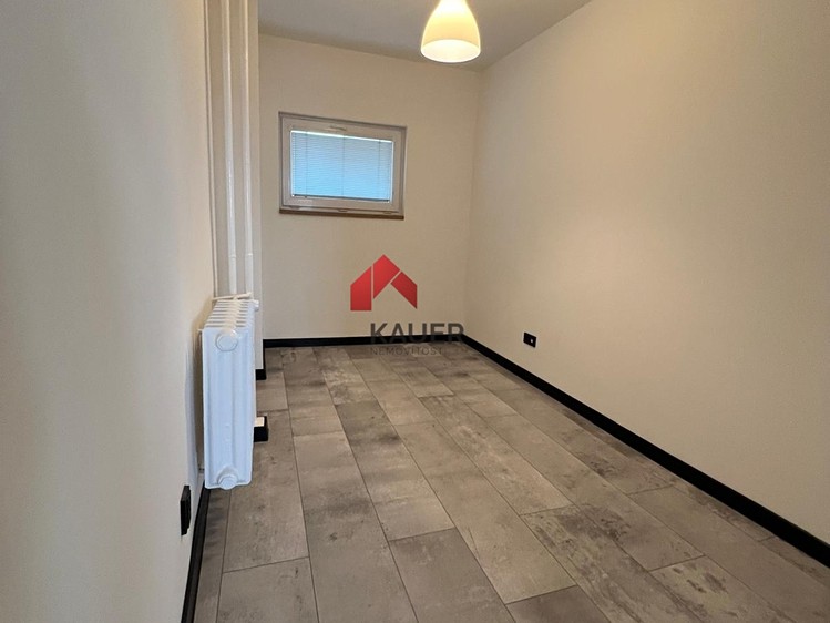 Pronájem bytu 2+kk 56 m² - foto 4