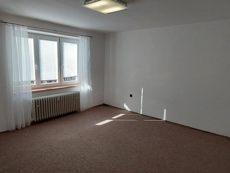 Pronájem bytu 2+1 62 m² - foto 2