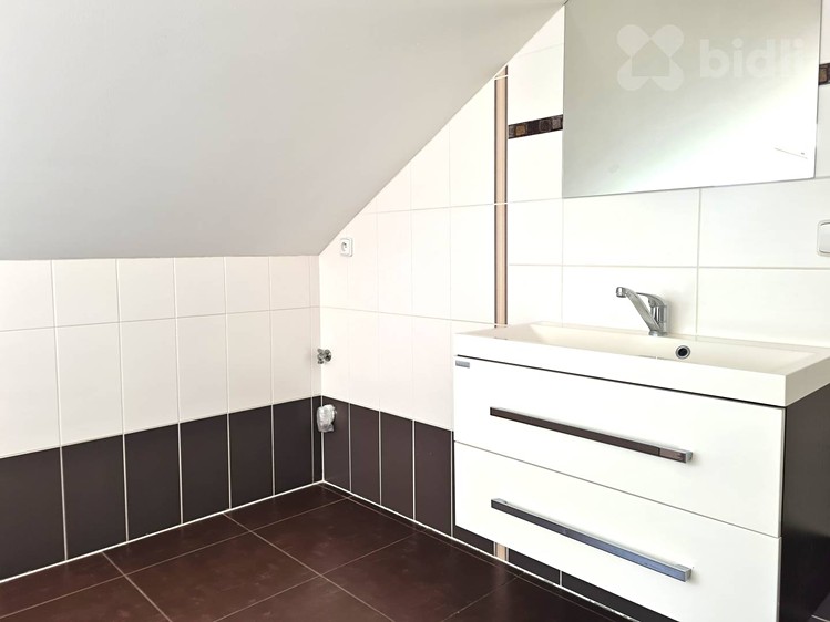 Pronájem bytu 2+kk 70 m² - foto 3