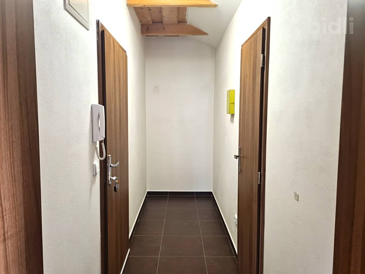 Pronájem bytu 2+kk 70 m² - foto 6