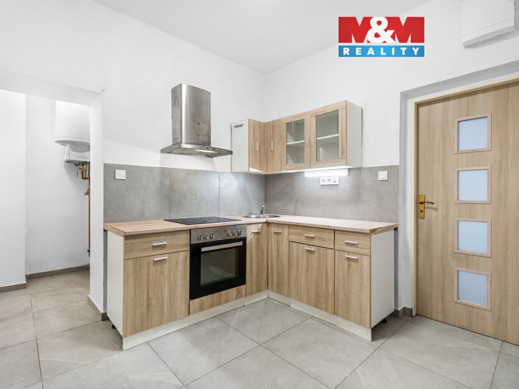 Pronájem bytu 3+1 69 m² - foto 1