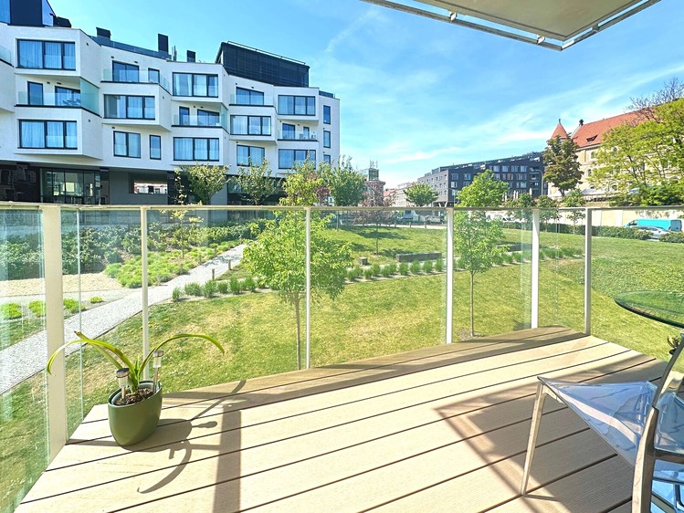 Pronájem bytu 1+kk 50 m² - foto 4