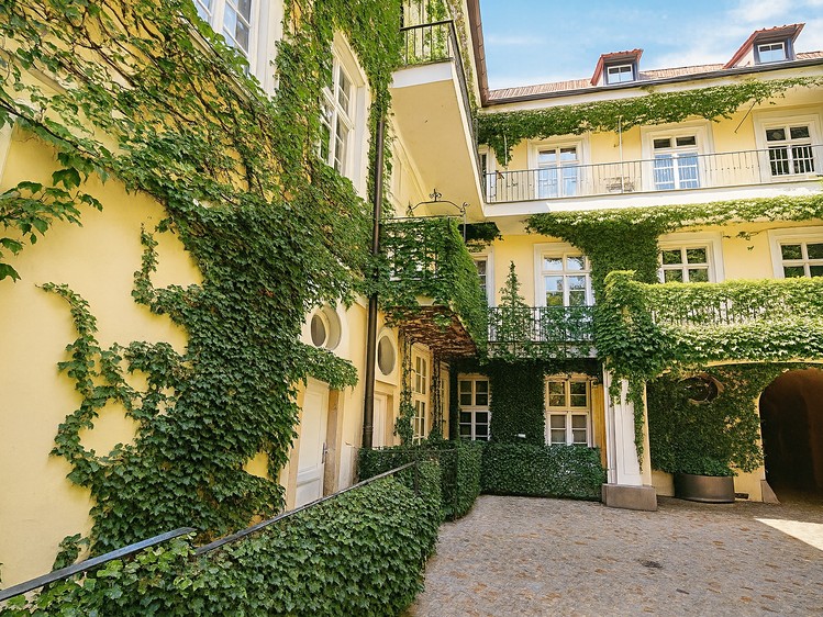 Pronájem bytu 4+1 170 m² - foto 3