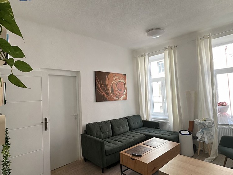 Pronájem bytu 2+kk 34 m² - foto 3