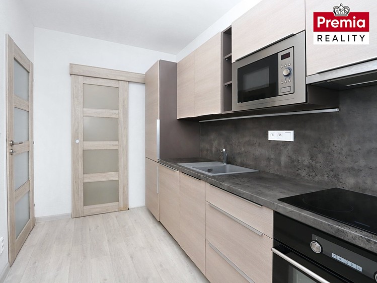 Pronájem bytu 1+1 45 m² (Jednopodlažní) - foto 1
