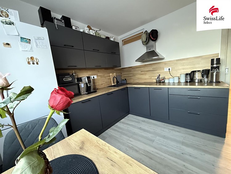 Pronájem bytu 2+1 69 m² - foto 1