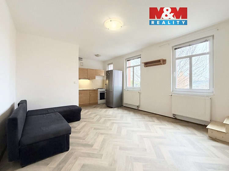 Pronájem bytu 3+kk 58 m² - foto 1