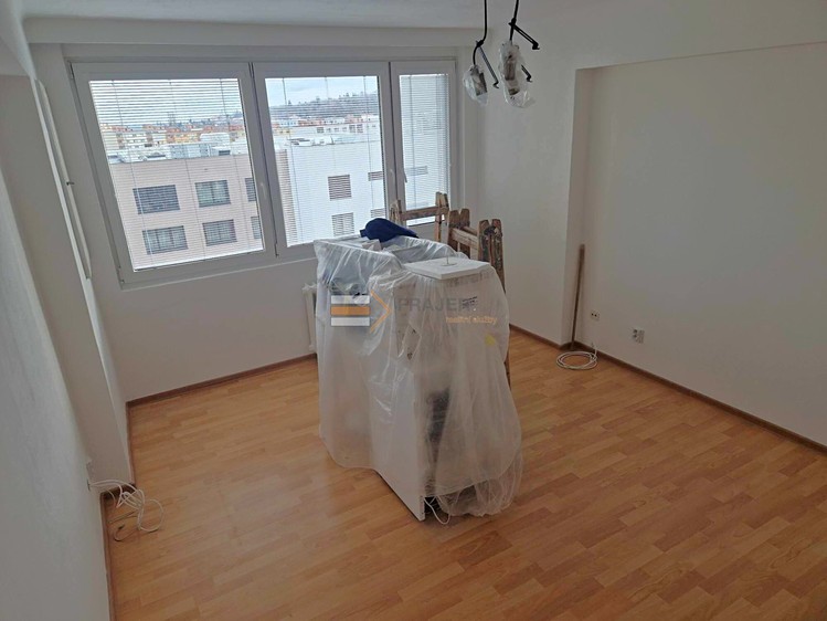 Pronájem bytu 1+kk 22 m² - foto 2