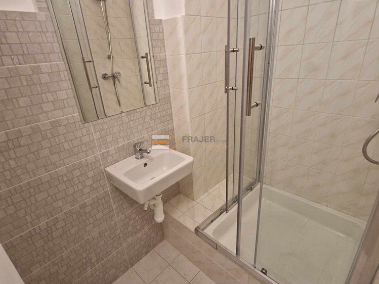 Pronájem bytu 1+kk 22 m² - foto 5
