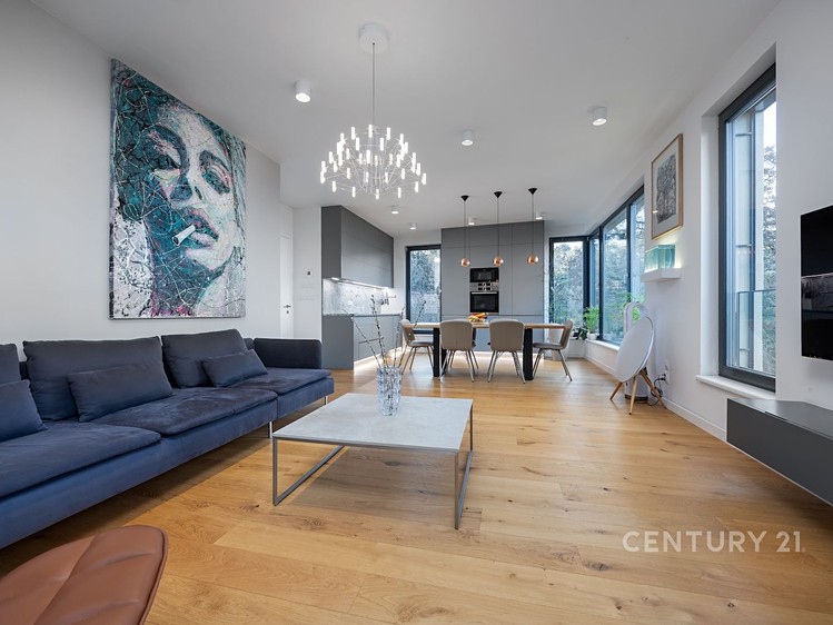 Pronájem bytu 3+kk 92 m² - foto 1