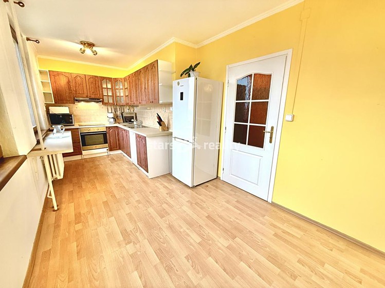 Pronájem bytu 3+1 80 m² - foto 3