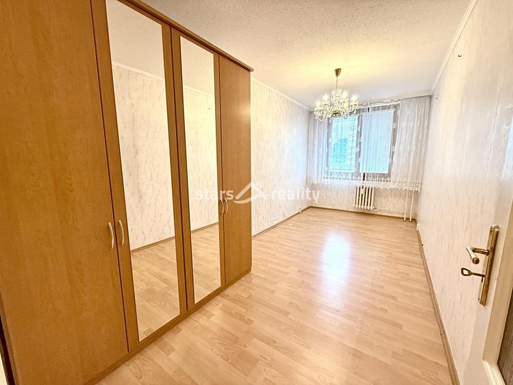 Pronájem bytu 3+1 80 m² - foto 8