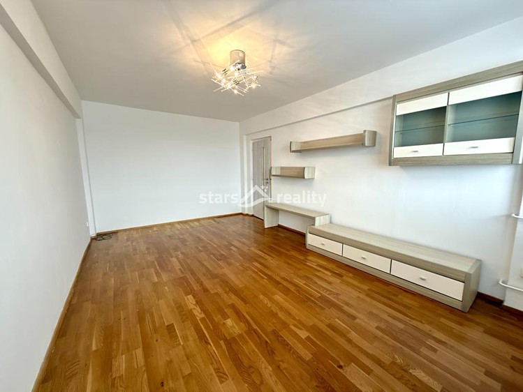 Pronájem bytu 3+1 68 m² - foto 4