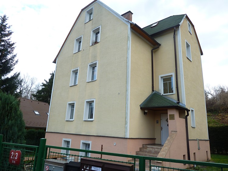 Pronájem bytu 1+1 38 m² - foto 1