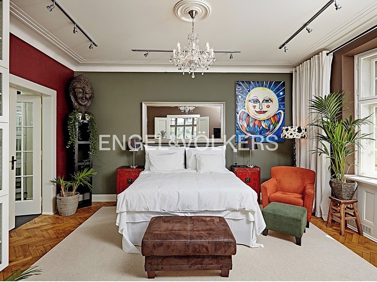 Pronájem bytu 4+kk 187 m² - foto 5