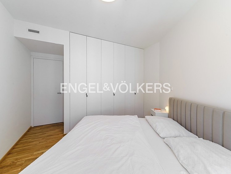 Pronájem bytu 2+kk 64 m² - foto 4
