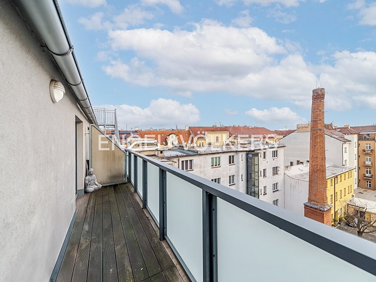 Pronájem bytu 4+kk 176 m² (Mezonet) - foto 5