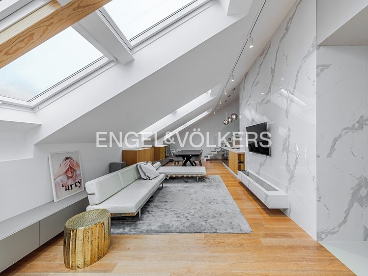Pronájem bytu 4+kk 176 m² (Mezonet) - foto 6