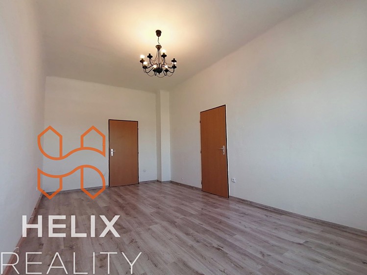 Pronájem bytu 3+1 75 m² - foto 4