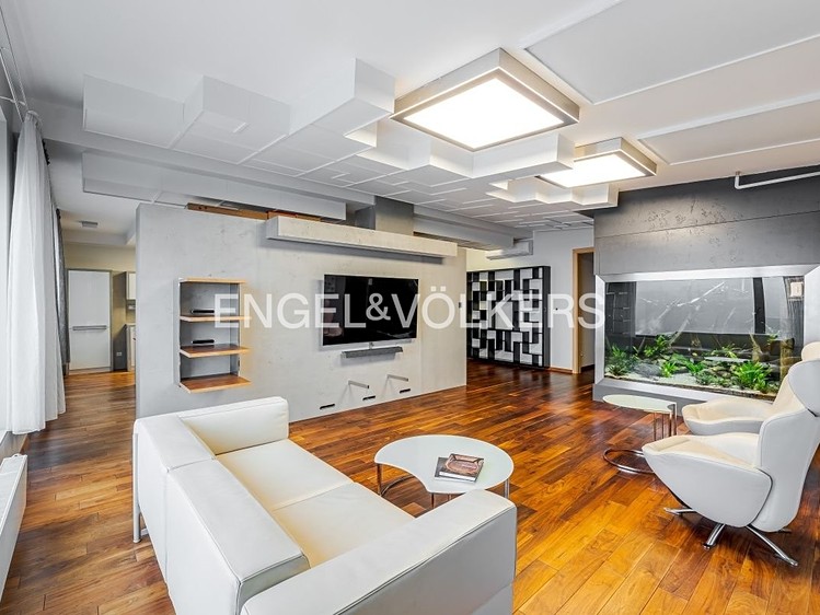 Pronájem bytu 4+kk 165 m² - foto 5