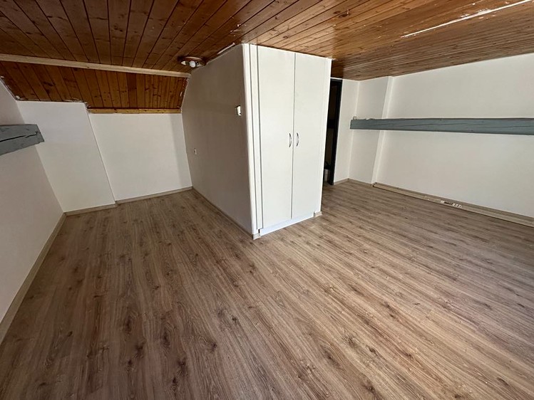 Pronájem bytu 3+1 75 m² (Mezonet) - foto 7
