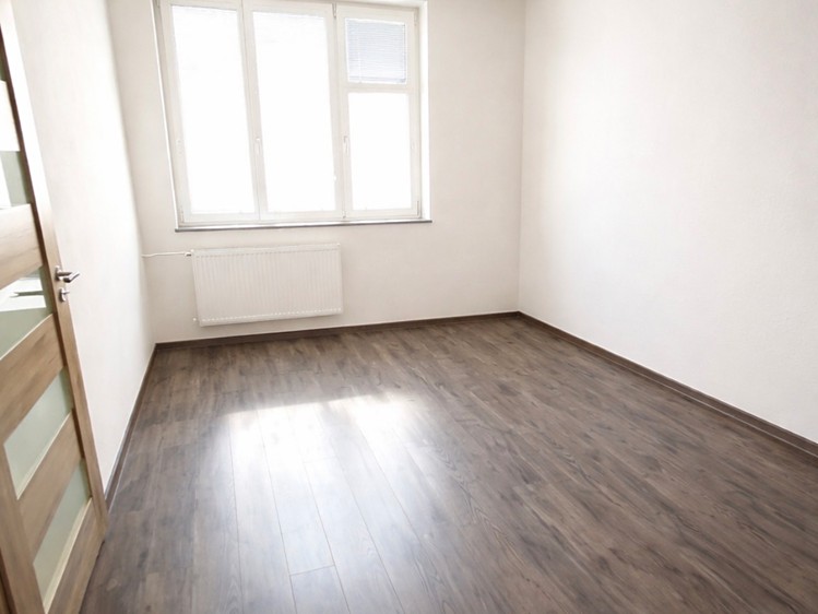 Pronájem bytu 2+kk 50 m² - foto 3