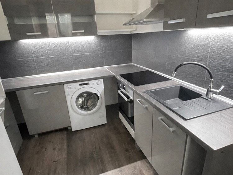 Pronájem bytu 2+kk 50 m² - foto 5