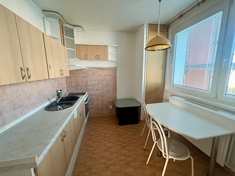 Pronájem bytu 4+1 82 m² - foto 4