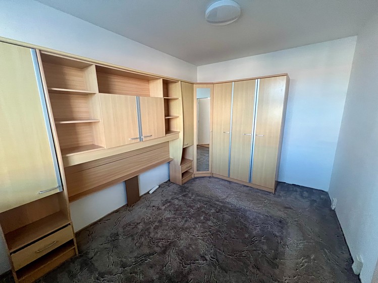 Pronájem bytu 4+1 82 m² - foto 8