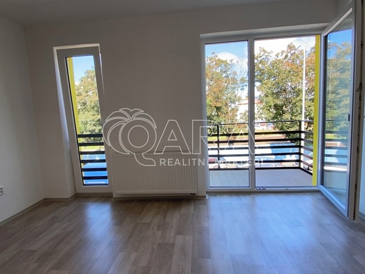 Pronájem bytu 2+kk 60 m² - foto 4