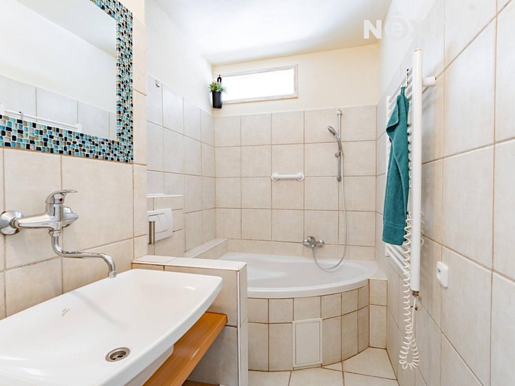 Pronájem bytu 2+1 64 m² (Jednopodlažní) - foto 4