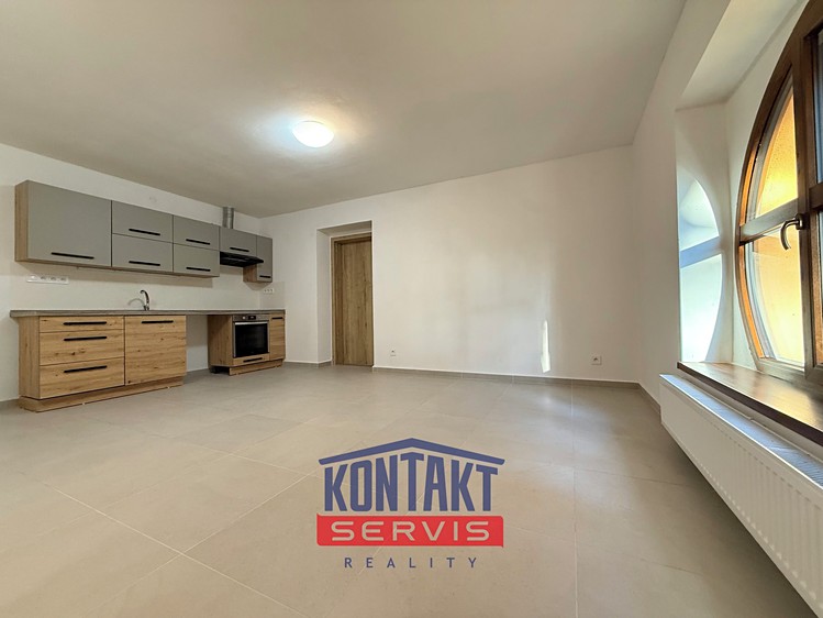 Pronájem bytu 3+kk 86 m² - foto 1
