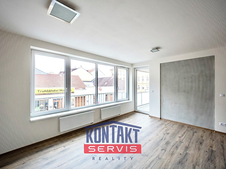 Pronájem bytu 2+kk 64 m² - foto 5