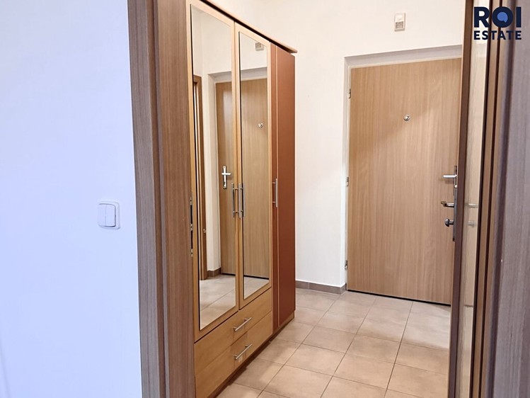 Pronájem bytu 1+kk 33 m² - foto 8