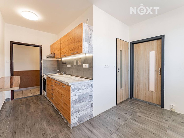 Pronájem bytu 3+1 74 m² (Jednopodlažní) - foto 3