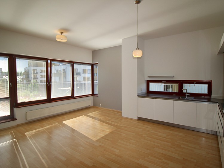Pronájem bytu 3+kk 139 m² - foto 3