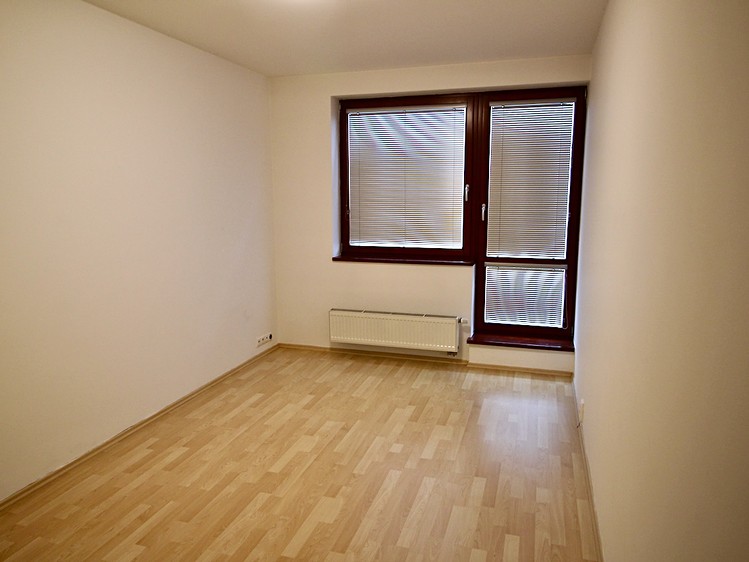 Pronájem bytu 3+kk 139 m² - foto 8
