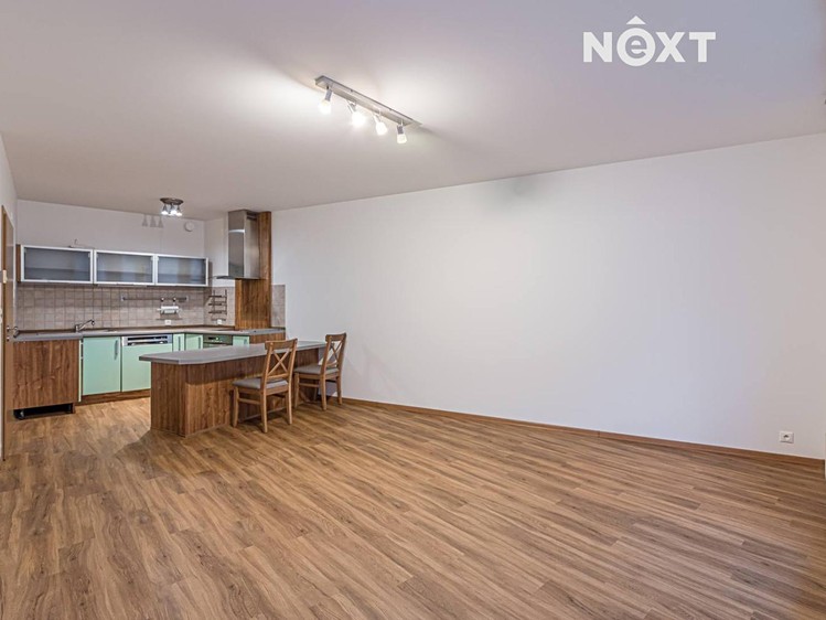 Pronájem bytu 2+kk 64 m² - foto 5