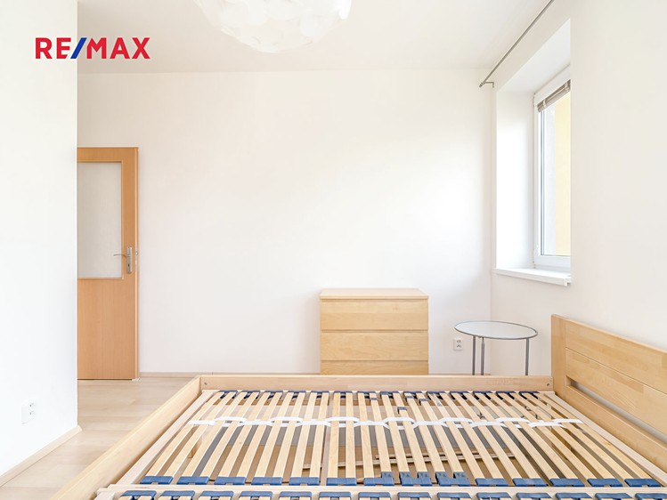 Pronájem bytu 3+kk 62 m² - foto 4