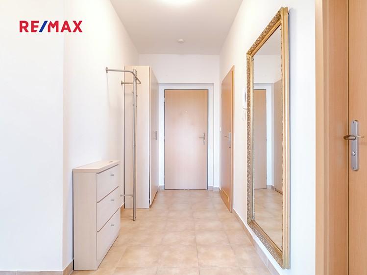 Pronájem bytu 3+kk 62 m² - foto 8