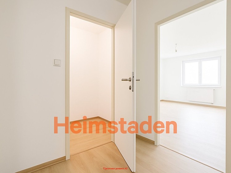 Pronájem bytu 2+1 92 m² - foto 8